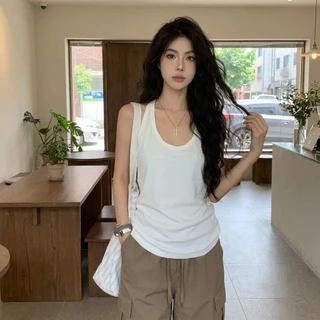 FASHION.61 เสื้อสายเดี่ยวแฟชั่นผู้หญิง เสื้อกั๊ก สไตล์เกาหลี ครอปทรงเข้ารูป รุ่น WT43