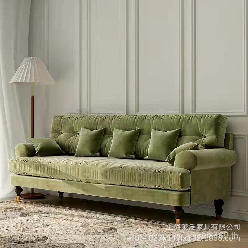 กํามะหยี่สีเขียวห้องนั่งเล่นสามคนสไตล์หัวเข็มขัดพาร์ทเมนท์ขนาดเล็กผมผ้าตาข่ายโซฟาโซฟาฝรั่งเศสหนังสือ