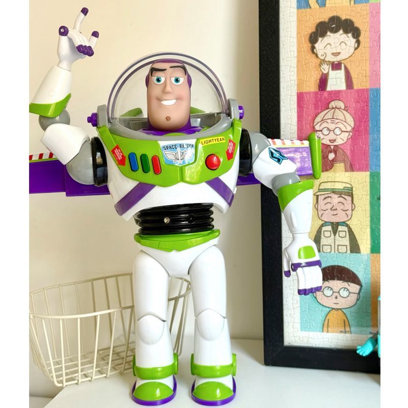 Toy Story Buzz Lightyear ของเล่นตุ๊กตารูป Woody Triss เสียงวันเกิดยานอวกาศตุ๊กตาลูกตุ้ม