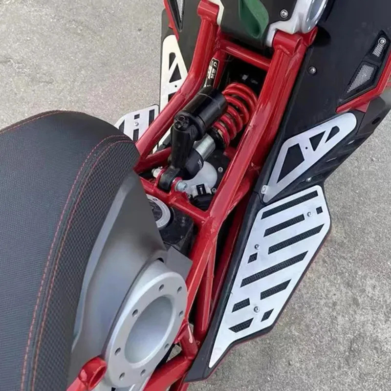 Fit Italjet Dragster 200 / 250i / 125 / 400 แผ่นเท้าเหยียบ FootBoard Cover Mat Pad สําหรับ Italjet Dragster