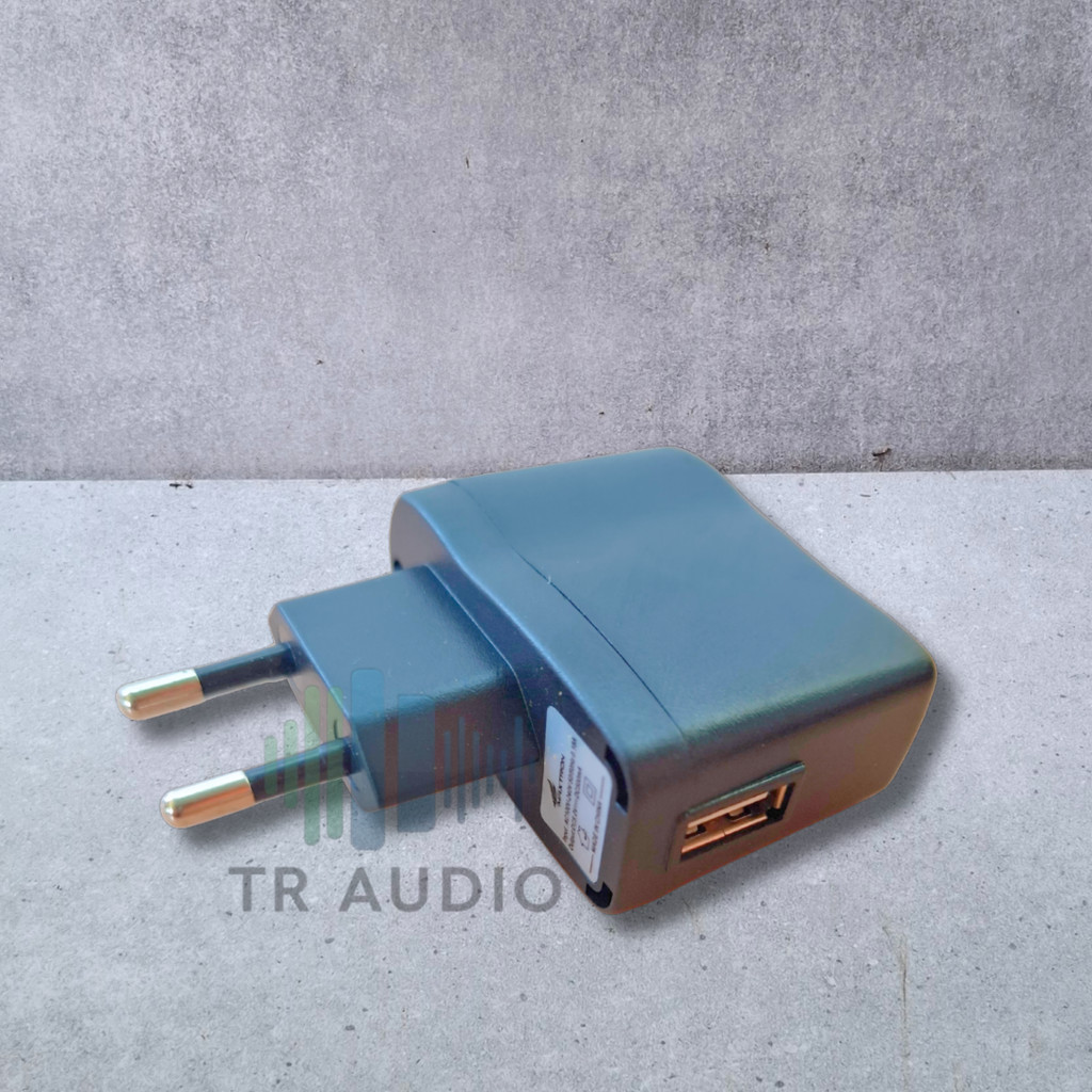 5v 500ma หัวชาร์จ 5 โวลต์ 500 Ma ขั้วต่อเอาต์พุต Usb สีดํา