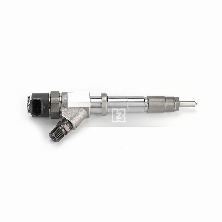 【KZ】หัวฉีด D04FR สำหรับ KOBELCO SK135-8/145-8 คุณภาพสูง รับประกัน