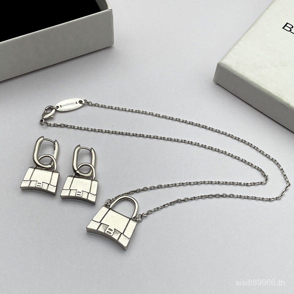 ชุดสร้อยคอ/จี้+ต่างหู B Letter Lock