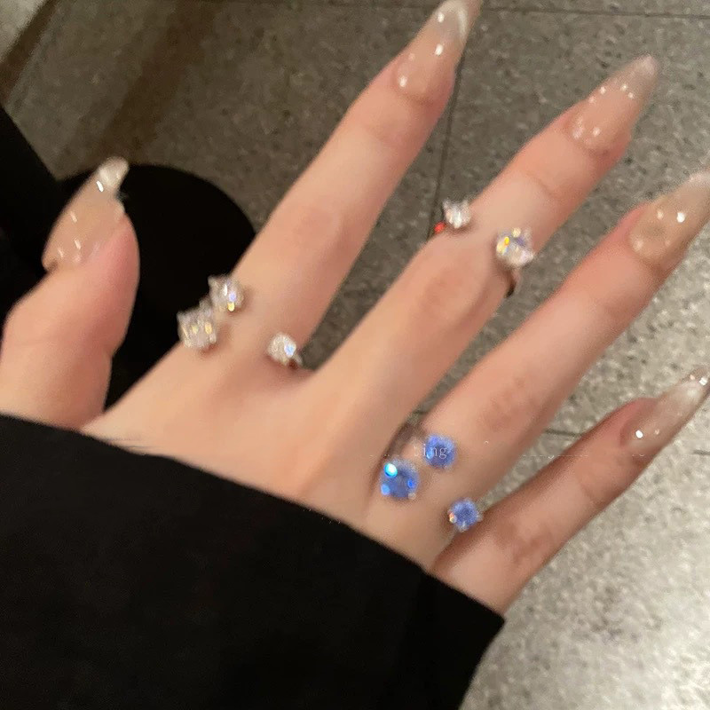 แหวนเพทายนําเข้าสไตล์เกาหลี แบบสองหัว สีสันสวยงาม พร้อมเป็นของขวัญวันเกิดให้นักเรียนและคนพิเศษ