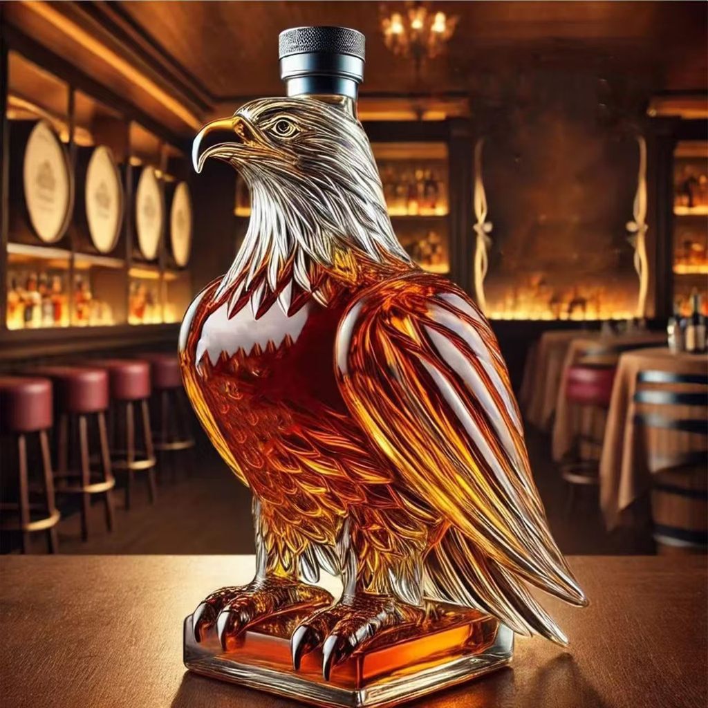 Eagle Whiskey Bottle Eagle-shaped whiskey bottle