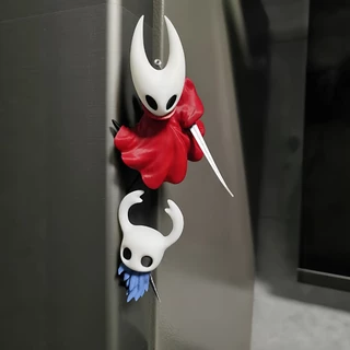 💥 จัดส่งจากประเทศไทย 💥The Hollow Knight Hornet คอสเพลย์แม่เหล็กตู้เย็น Silksong อะนิเมะรูป COD สต็อกรูปตุ๊กตาของเล่นสําหรับของขวัญเด็กคอลเลกชันเครื่องประดับรถบ้านเค้กตกแต่ง