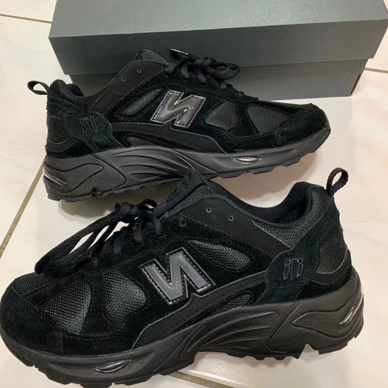 ขายร้อน New Balance NB 878 รองเท้าผ้าใบคลาสสิก unisex สีดํากีฬารองเท้าวิ่งจ๊อกกิ้งรอบด้าน