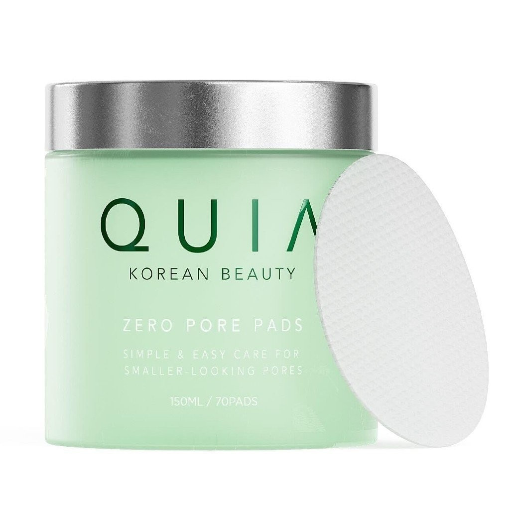 QUIA Zero Pore Pads – Deep Cleansing & Pore Minimizing – ลดความมันส่วนเกิน สิวหัวดํา & รูขุมขนกว้าง – ขัดผิวอย่างอ่อนโยนเพื่อผิวเนียนใส – แพทย์ผิวหนัง – 70 Pad