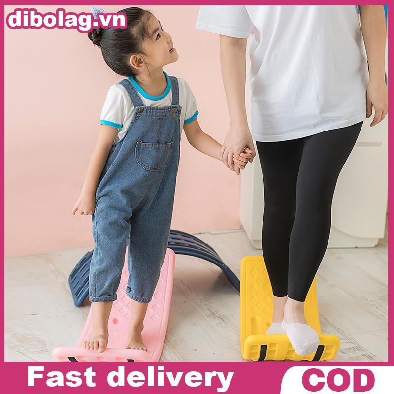 DIBO Kids Rocking Balance Seesaw Board อุปกรณ์การฝึกอบรมเกม Teeterboard Play Plate.