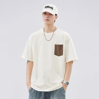 Chaistyle แขนสั้นผู้ชาย สไตล์ญี่ปุ่น เสื้อยืดแขนสั้น คอกลม มีกระเป๋า แฟชั่นเรียบง่าย สีตัดกัน ง่ายต่อการแมทช์ สีดำ สีขาว