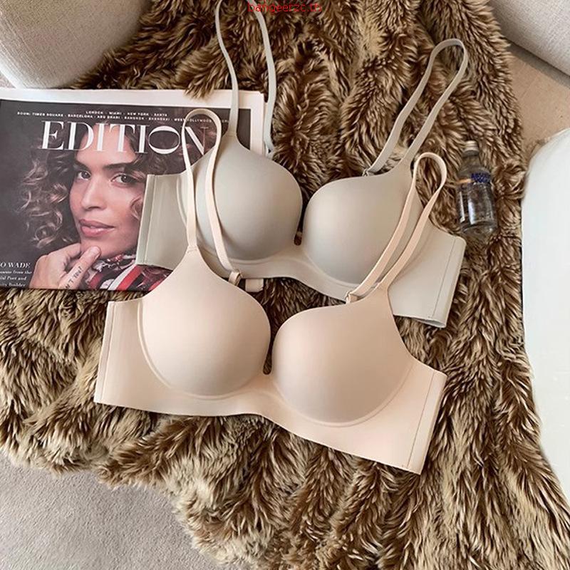 SABINA BRALESS เสื้อชั้นใน Invisible Wire (ไม่มีโครง) รุ่น TWENTY FIVE รหัส SBQ9100BK สีดำ