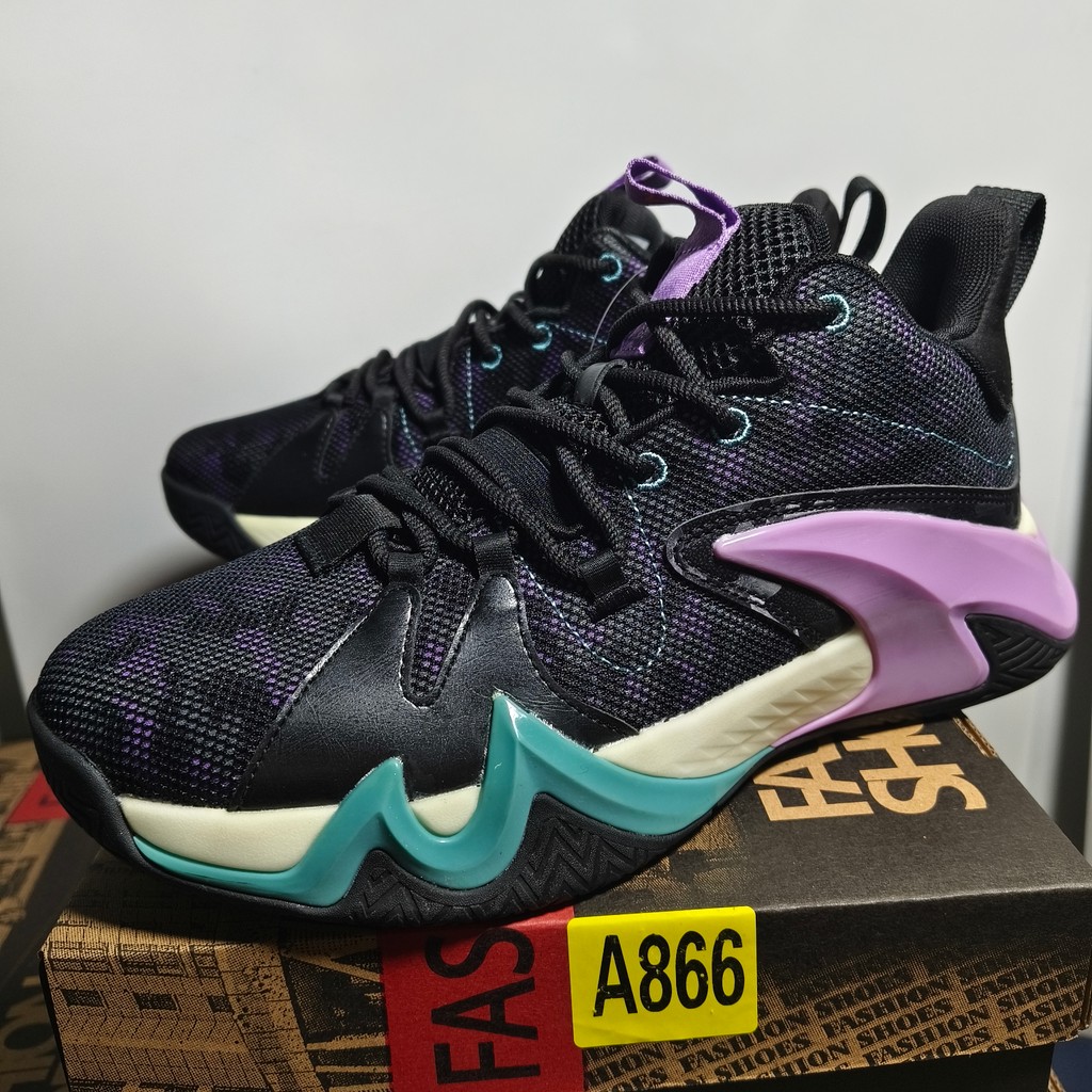 รองเท้าบาสเก็ตบอล Jordan Toxic 866