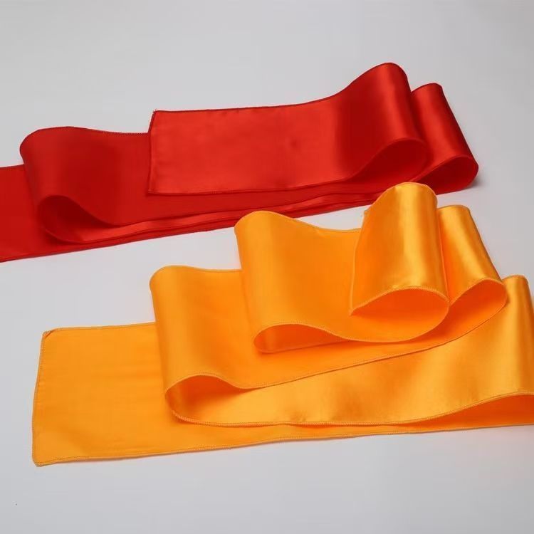 Onxant Belt Toe Red Red Red Red Mounty Lion Belt Red and Yellow Satin Taiji Belt Floating Arts Watch