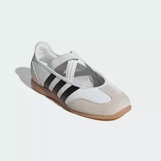 adidas ไลฟ์สไตล์ รองเท้า BARREDA MARY JANE ผู้หญิง สีขาว JQ2127