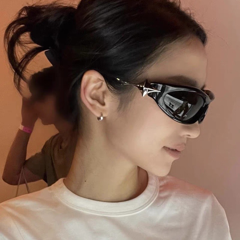 未来科技感墨镜男款街拍废土朋克Y2K星芒凹造型欧美骑行太阳眼镜3.1Futuristic Tech Sunglasses for Men, Street Style, Wasteland Punk, 