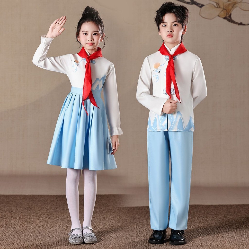 เครื่องแต่งกายวันปีใหม่สำหรับนักเรียนชายและหญิง สีแดงพิมพ์ลาย พร้อมหมายเลขเต็ม ZC311