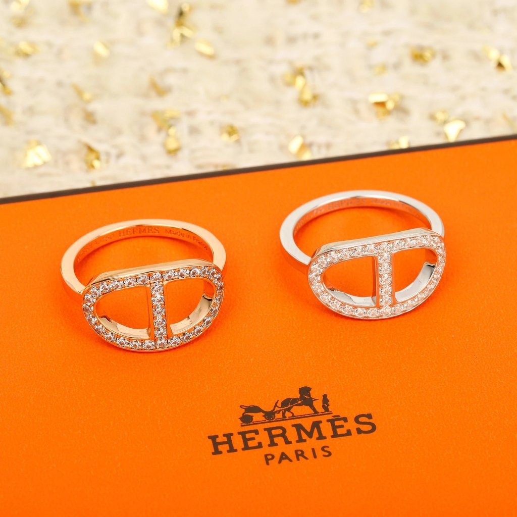 แหวนและสร้อยข้อมือสไตล์จีนโบราณ พร้อมโซ่และเพชรแท้ งานศิลปะจาก Hermes แบบคลาสสิก