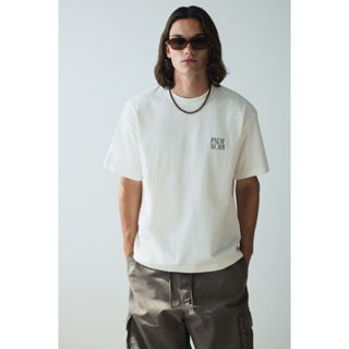 H&M(เอชแอนด์เอ็ม) เสื้อยืดพิมพ์ลายแบบหลวม ผู้ชาย 1034065_16