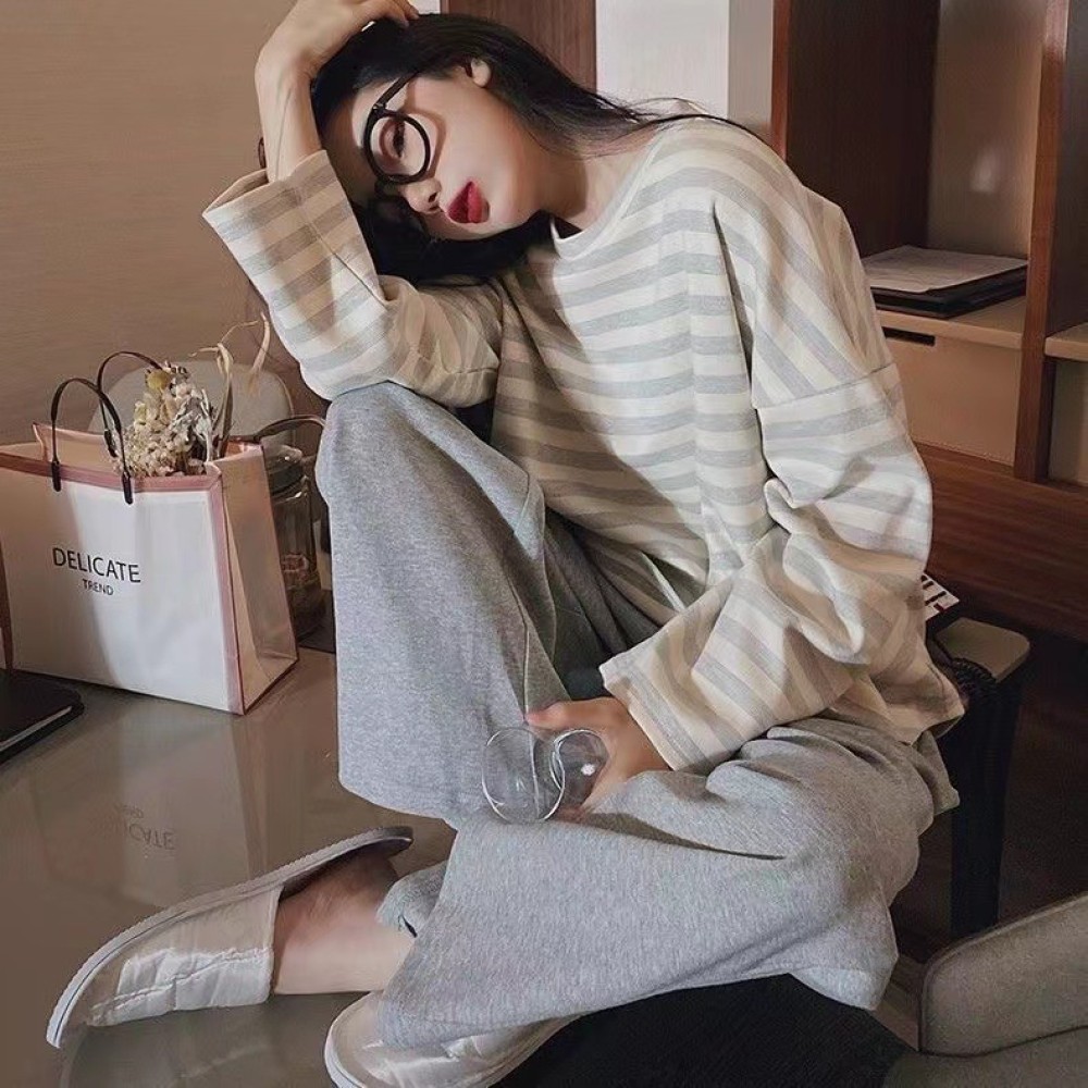 Zyg ชุดนอนคอกลมแขนยาวแบบสบาย ๆ ผู้หญิงเกาหลีลายเส้นหลวม 2026 ฤดูใบไม้ผลิและฤดูใบไม้ร่วงชุดนอนบ้านใหม