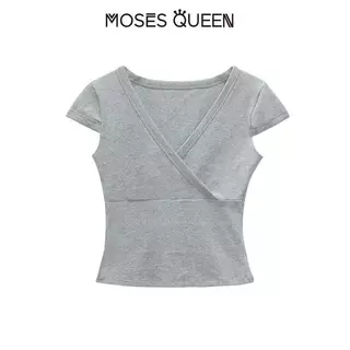 MOSESQUEEN เสื้อสูทแขนสั้น ผู้หญิง ชุดเสื้อ T แบบใหม่สไตล์อเมริกัน ลายตัวย่อ คอต่ำ ยืดได้ กระชับตัว สีเดียวกัน #63434