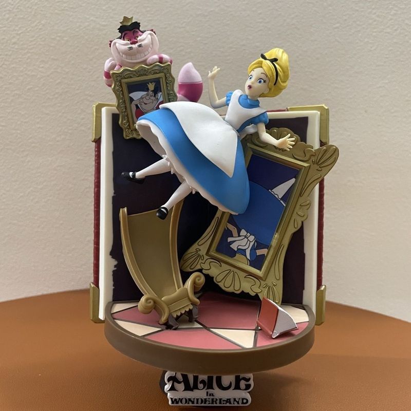 Beast King Alice in Wonderland Magic Romance X