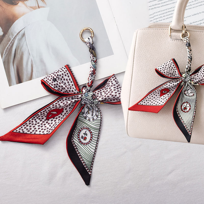 พวงกุญแจลายบอว์และไพ่.tarot สำหรับผู้หญิง พร้อมสายคล้องกระเป๋าและหูฟัง