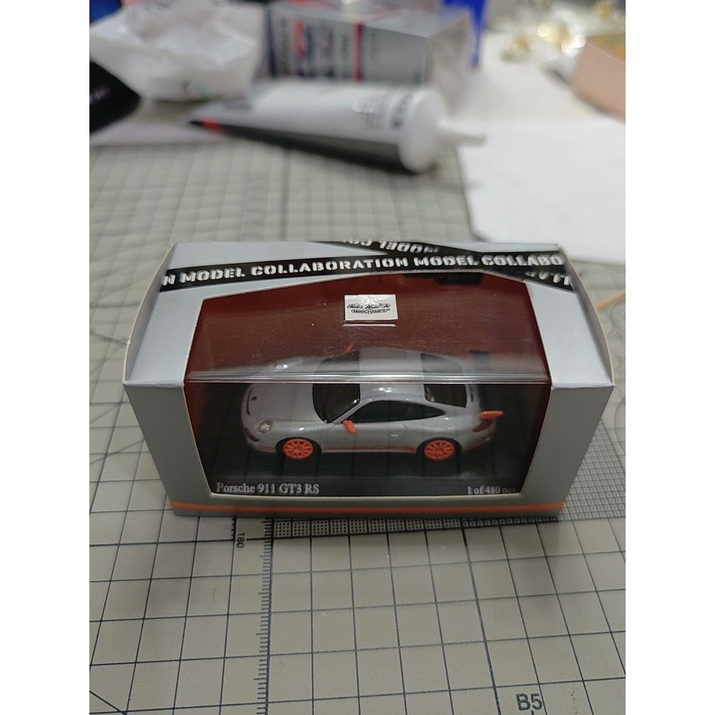 Mini Cut MINICHAMPS Co-Branded with TW 1/64 Porsche 911 (997.1) GT3 RS Silver Hidden Style