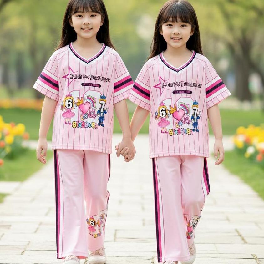 PINKชุดเซ็ทเด็กกีฬาคอวี แต่งลายSix seven 67 เนื้อผ้าใส่สบาย ระบายอากาศดี ชุดลำลอง ใส่สบาย แฟชั่นเด็กน่ารัก