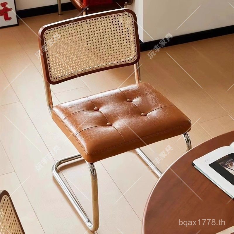 เก้าอี้รับประทานอาหาร Cafe เก้าอี้ยุคกลาง Nordic เลียนแบบหวาย ins Casual ในครัวเรือน Vasley Designer