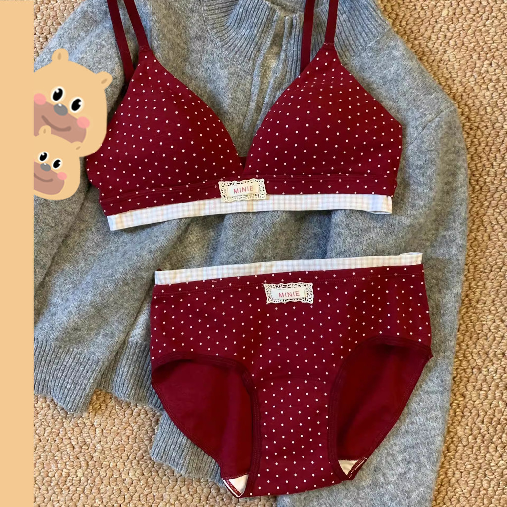 🎀bearbra🎀ชุดชั้นใน มาใหม่ บราไร้ขอบไร้โครง งานสวยเนียนเฉียบ  ดีไซน์ลายจุดหวาน ออกแบบสำหรับหน้าอกเล็ก