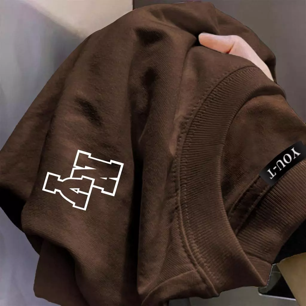 TeeTwoOneเสื้อยืดชายOversize ผ้าCOTTON100%ลาย "FASHION" เนื้อผ้าเกรดพรีเมียม คอกลม ใส่สบาย【COD】