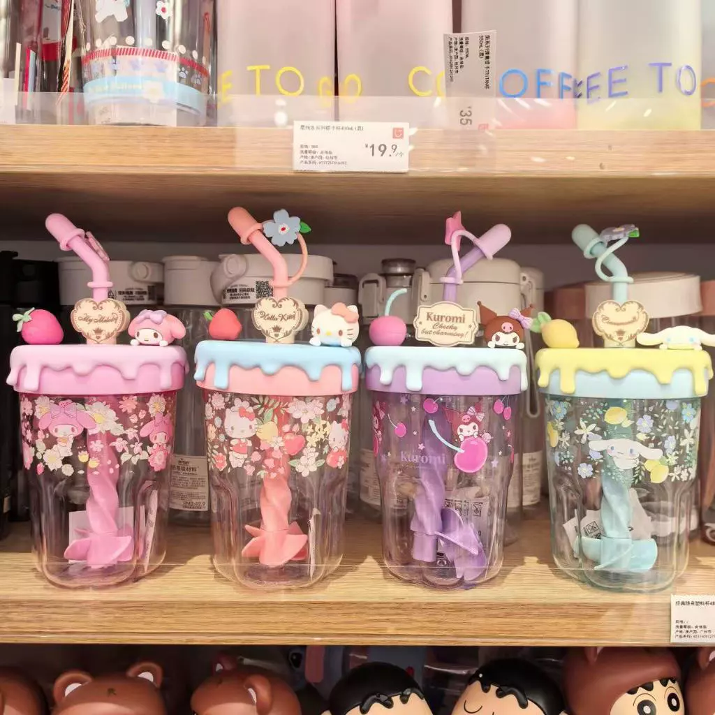 Miniso Sanrio ถ้วยคนตัวละคร 560 ML