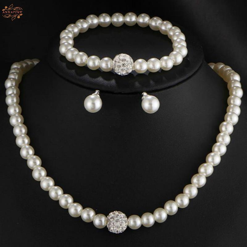 ชุดเจ้าสาว 3-in-1 พร้อมคริสตัลและPearlปลอม รวมถึงสร้อยข้อมือและต่างหู เพอร์เฟคสำหรับการแต่งงานและการมอบเป็นของขวัญ