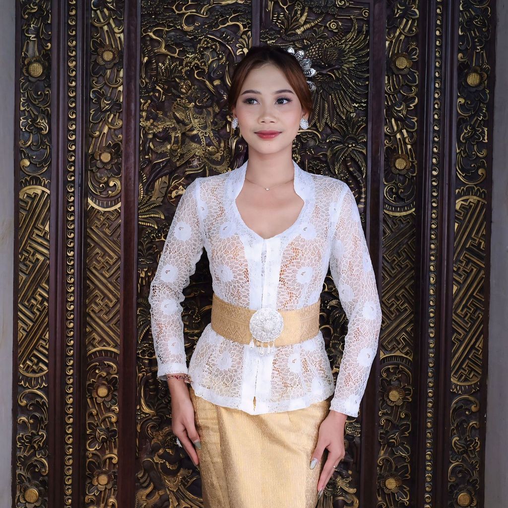 Kebaya J107 Syandana Lihua Shanghai Flower แขนยาว (เฉพาะ Kebaya)