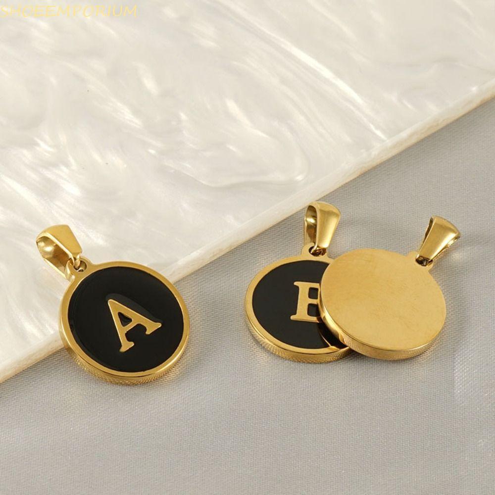 ชุดจี้ตัวอักษร 6 ชิ้น สแตนเลส พร้อมอุปกรณ์ทำ charm Y2K style จาก SHOEEMPORIUM