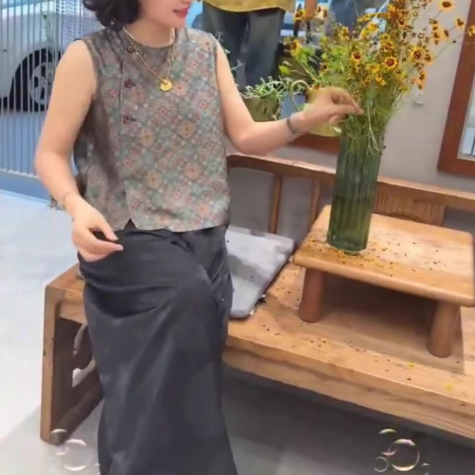 กระโปรงเอวสูง Retro Print จาก Daaimei Yiyuan ดีไซน์แฟชั่นสมัยใหม่
