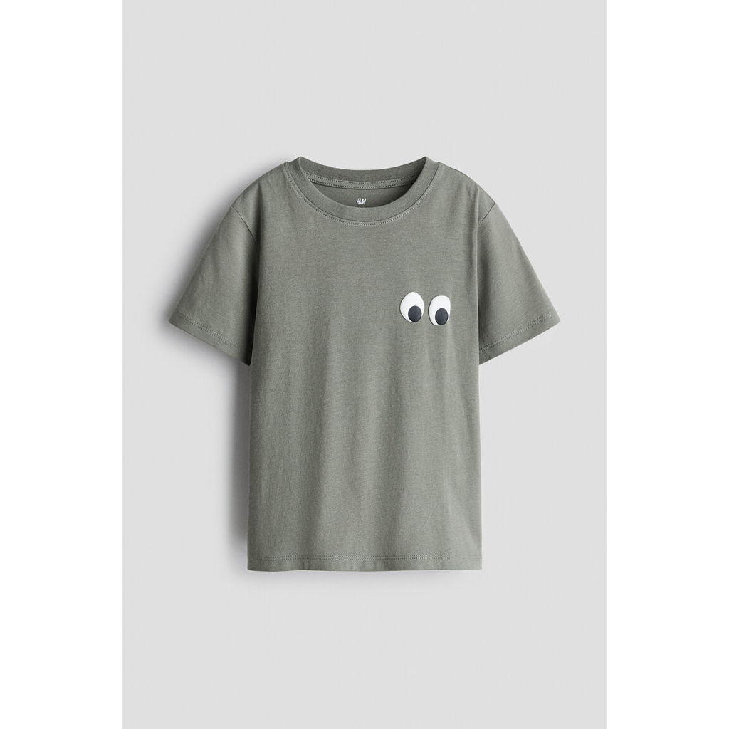 H&M(เอชแอนด์เอ็ม) เสื้อยืดพิมพ์ลาย เด็กผู้ชาย 1324846_7