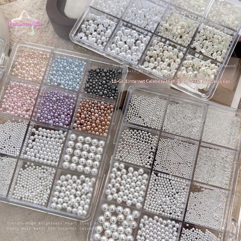<DBFl-t>เล็บ 3D Pearl Charms ชุด 12 กริดด้านล่างแบนผสมอุปกรณ์เสริมสําหรับ DIY การออกแบบเล็บเหมาะสําหรับร้านใช้ในบ้านใหม่