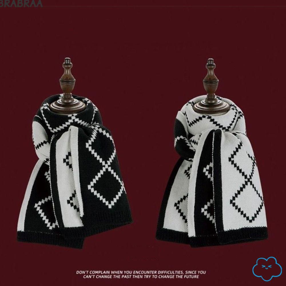 ผ้าพันคอถักจากบราซิล ออกแบบสองด้านลายสก๊อต หนามากเหมาะกับอากาศหนาว