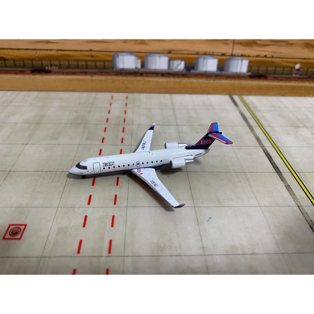 GeminiJets FW40001 Ibex Airlines CRJ-100ER JA01RJ 1: 400 1: 400 เครื่องบิน 1, SF ค่าส่ง เก็บเงินปลาย