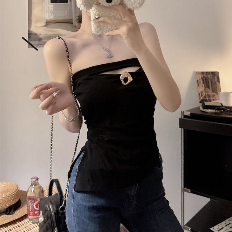 Miss Kitty เสื้อเกาะอกผู้หญิง ไม่มีแขน เปิดไหล่ ดีไซน์ไม่สมมาตร เข้ารูป สีเรียบ สไตล์เกาหลี FY10171-0 - รูปที่ 3