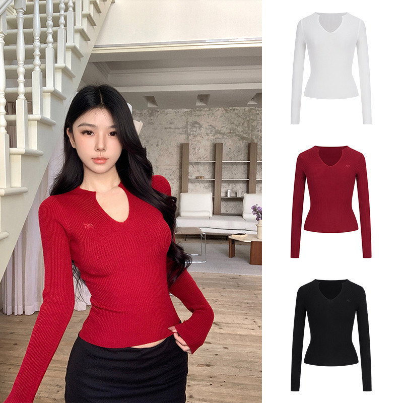 <Moses Queen> เสื้อถักแขนยาวคอวีทรงเข้ารูปสไตล์เรโทรอเมริกันสำหรับผู้หญิง เสื้อตัวในสำหรับฤดูใบไม้ผลิ