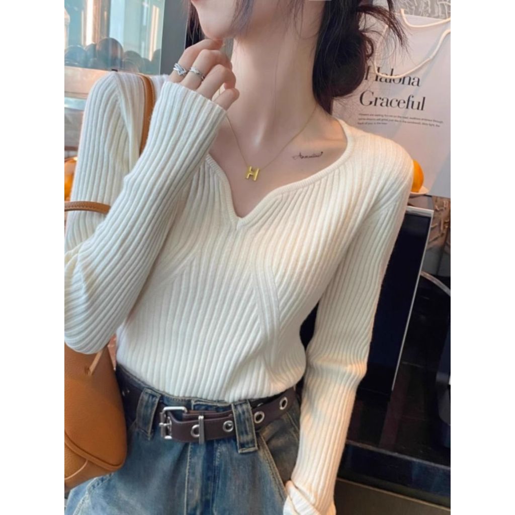 เกาหลีเกาหลี2026 All-Match Classyเสื้อถักผู้หญิงฤดูใบไม้ร่วงฤดูหนาว2024การออกแบบสไตล์ใหม่Nicheแฟชั่น