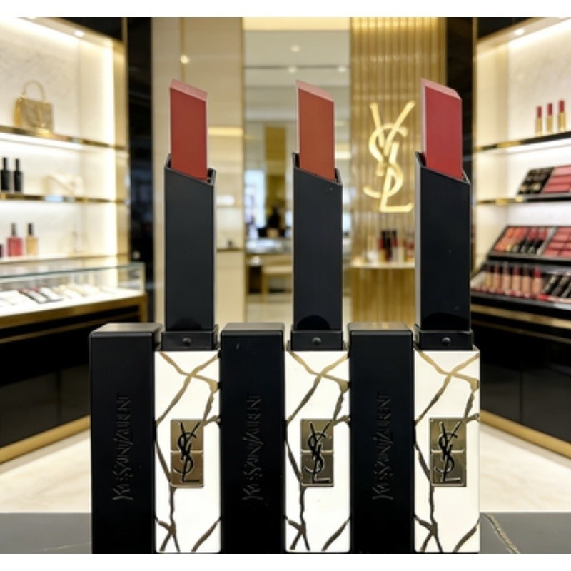 ((Mumus Shop) ลิปสติก!สียอดนิยมจํานวนปิดตาปลดล็อค High-End Lip Makeup Small Gold Bar Full Color Numb