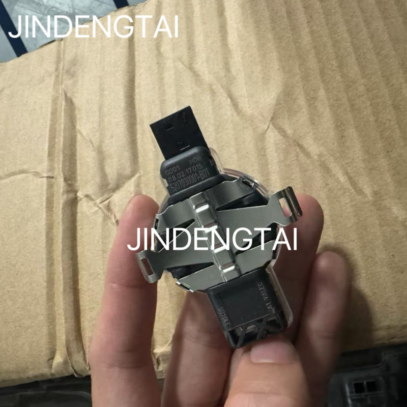 1 ชิ้นสําหรับ Zotye T700Z700T300X5SR7Z500 เซ็นเซอร์ฝนและแสงแดดรถ Endoscope Sensor