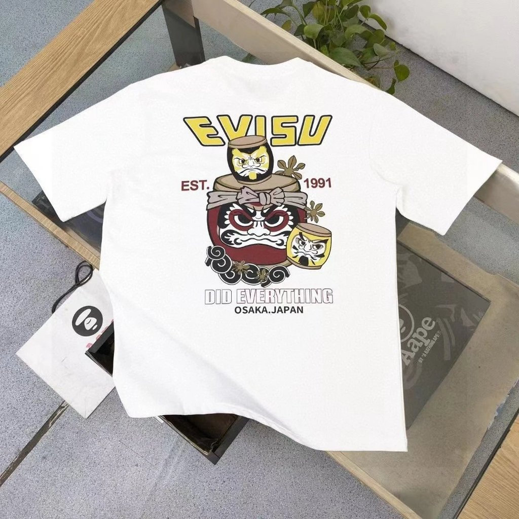 EVISU/God of Fortune 2026 คลาสสิกรอบคอแขนสั้นเสื้อยืดผู้ชายผู้หญิงเรียบง่ายพื้นฐานกลางแจ้งสไตล์ใหม่ 