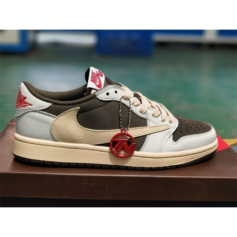 Sljd Travis Scott X Air 1 Low and SP "sail and mountain" รองเท้าผ้าใบ 1 สีเทา-น้ําตาล