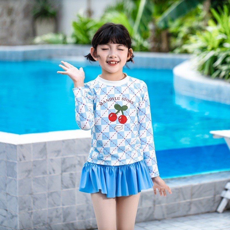 COCO ชุดว่ายน้ำเด็กผู้หญิง เสื้อ+กระโปรง กางเกง รุ่น A8000