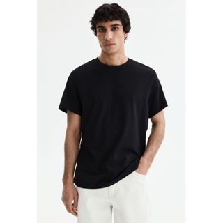 H&M(เอชแอนด์เอ็ม) เสื้อยืดคอกลมทรงปกติ ผู้ชาย 0685816_4