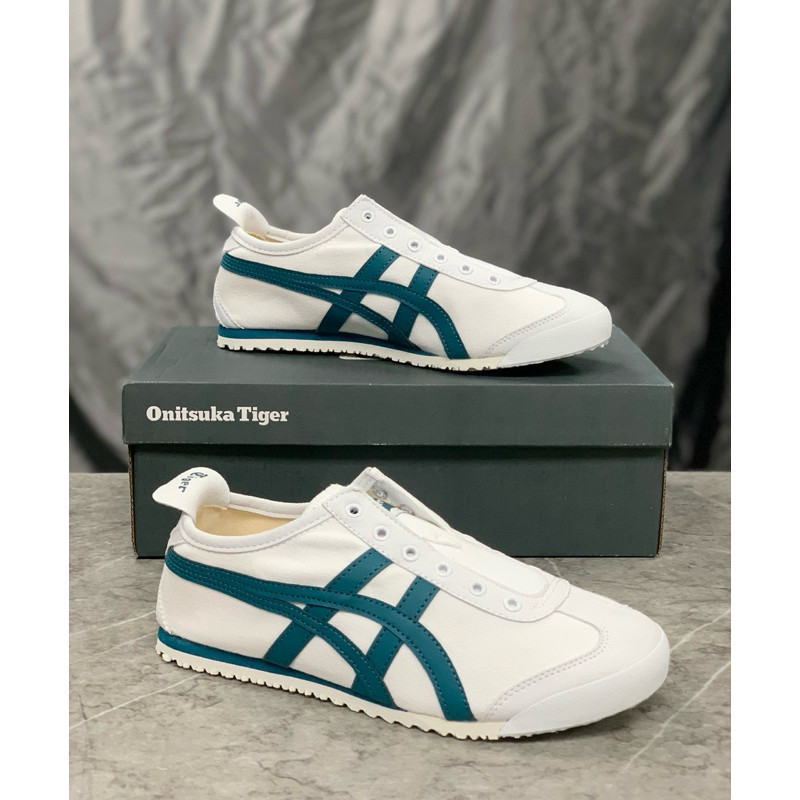 รองเท้า Onitsuka Slip-On สีขาวย่นเขียว ดีไซน์เรียบหรู